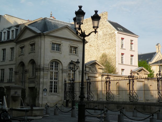  petits immeubles, Place Alphonse Laveran, 5e